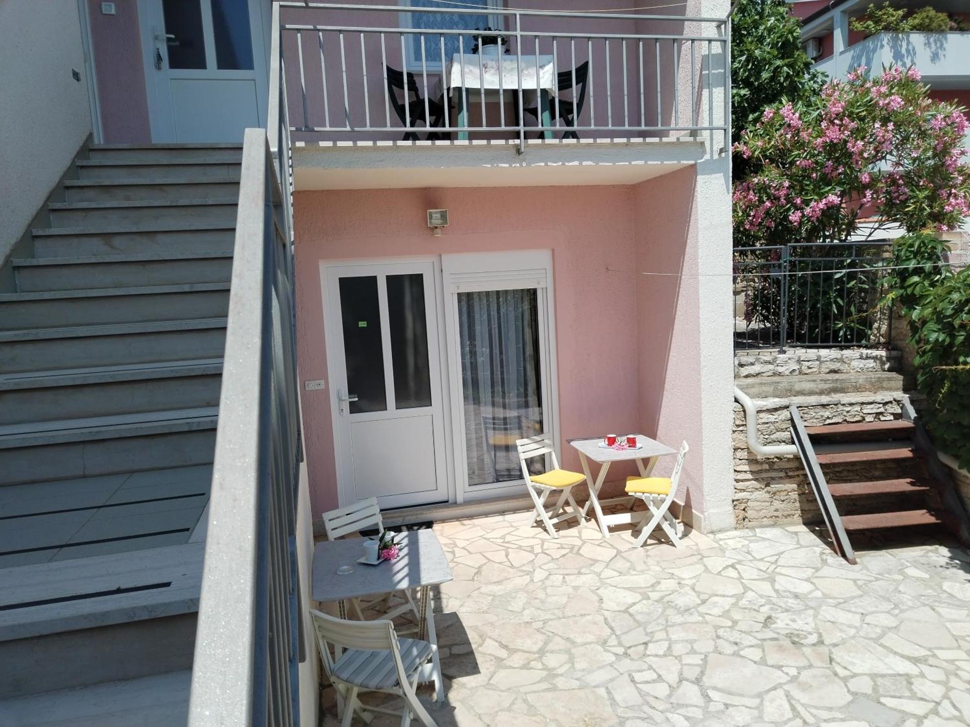 Apartments Mirijana Pula Exterior photo