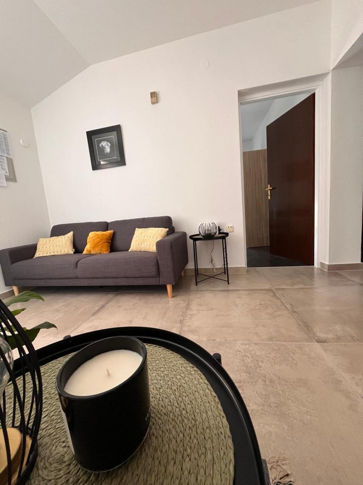 Apartments Mirijana Pula Exterior photo